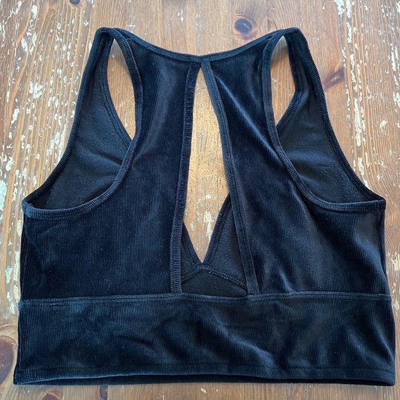 Colsie Ribbed Bra Crop - Picture 3 of 4